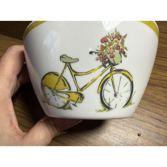 Vintage Yellow Bicycle Design Plastic Bowl - Picture 3 of 5